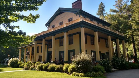 There's A Breathtaking Hotel Tucked Away Inside Of This State Park Near Buffalo