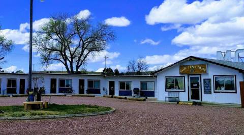 This Remote Inn Is A Peaceful Little Oasis In Nebraska