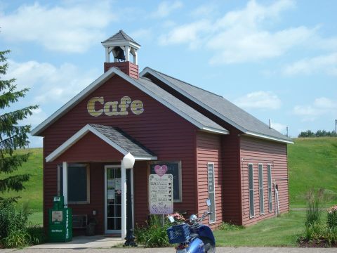 This Minnesota Restaurant Used To Be A Schoolhouse And You Have Got To Visit