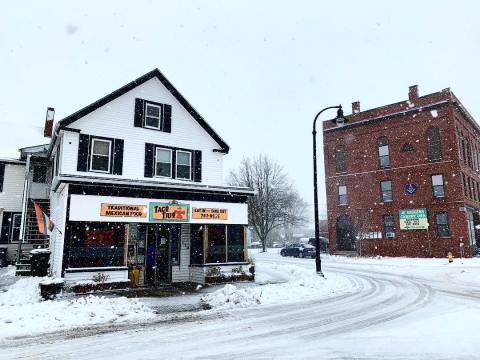 This Tiny Mexican Restaurant In Maine Serves More Than A Dozen Types Of Tacos