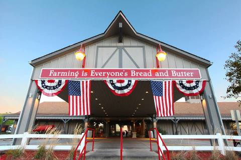 The Small Restaurant Hiding In The Middle Of An Iowa Farm That's So Worth The Journey