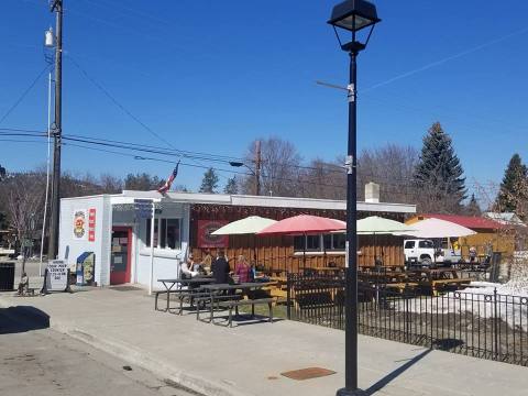 The Roadside Hamburger Hut In Idaho That Shouldn’t Be Passed Up