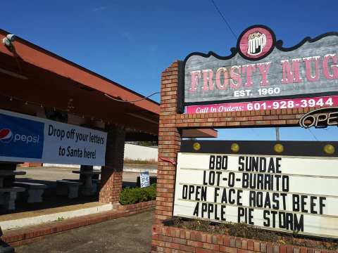 Everyone Goes Nuts For The Hamburgers At This Nostalgic Eatery In Mississippi