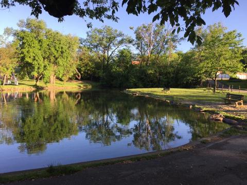 The Hidden Trout Farm In Illinois Where Everyone In The Family Will Have Endless Fun