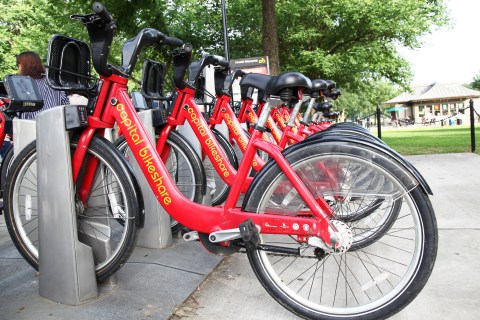 Lyft Is Taking Its E-Bikes Off The Road Due To Safety Concerns