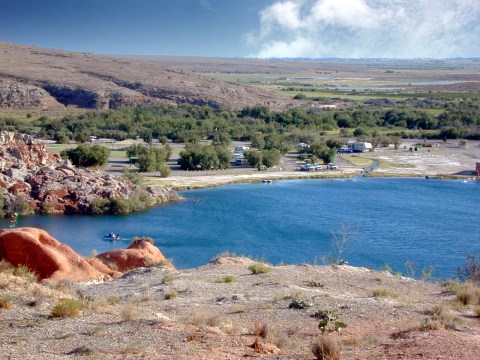 New Mexico Is Home To A Bottomless Lake And You’ll Want To See It For Yourself