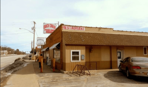 This Charming Iowa Diner Is Steps Away From A Little-Known Waterfall