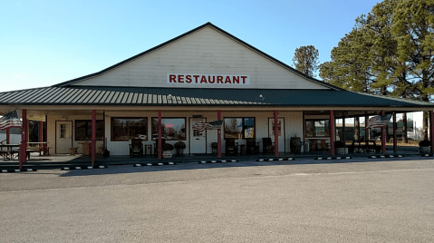 This Charming Kentucky Restaurant Is Steps Away From A Little-Known Waterfall