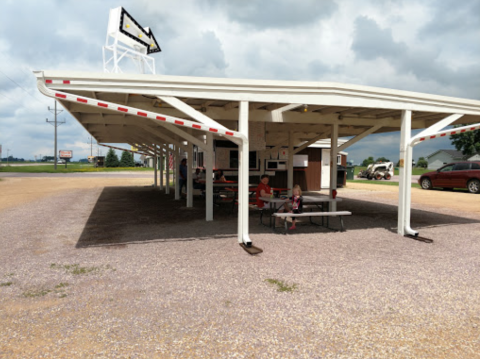 The Roadside Hamburger Hut In Minnesota That Shouldn’t Be Passed Up