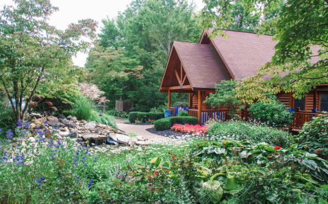 The Inconspicuous Wedding Chapel Near Cincinnati You Won’t Find Anywhere Else In The World