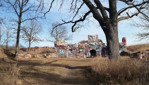 This Creepy Spot Deep In The Woods Of Iowa Is Like Something Out Of A Horror Movie