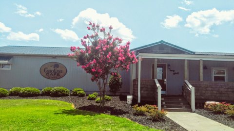 This Roadside Southern Steakhouse In South Carolina Will Make Your Mouth Water