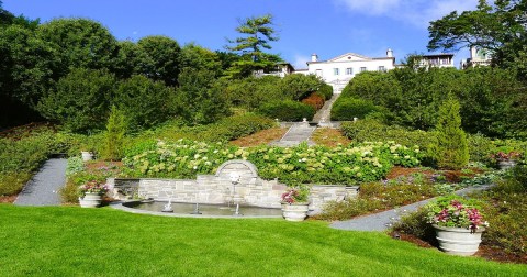 This 100-Year-Old Italian Villa Has The Most Spectacular Gardens in Wisconsin