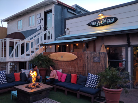 The Beach-Themed Restaurant In Arizona Where It Feels Like Summer All Year Long