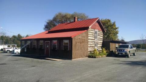 The Adorably Rustic Cabin Restaurant In Virginia That Serves Delicious Food