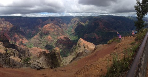 The 14-Mile Scenic Drive In Hawaii You Will Want To Take As Soon As You Can