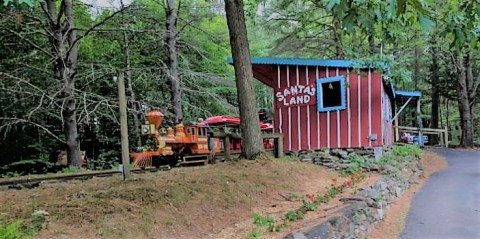 Your Kids Will Have A Blast At This Miniature Amusement Park In Vermont Made Just For Them