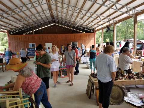 You'll Find All Kinds Of Neat Treasures At This Vintage Market In Alabama