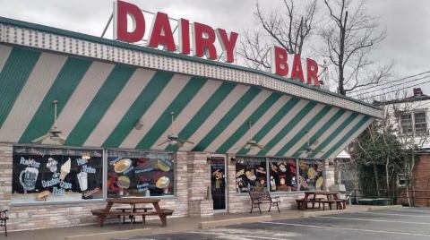 The 50s Style Diner In Kentucky That Will Have You Dancing The Twist