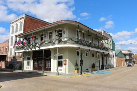 This Charming Restaurant In Louisiana Is A True Hidden Gem