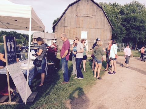 You'll Love Pizza Night On This Wisconsin Farm Where Nobody Goes Hungry