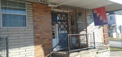 This Unassuming Restaurant In West Virginia Hasn't Changed Much Since It Opened In The 60s