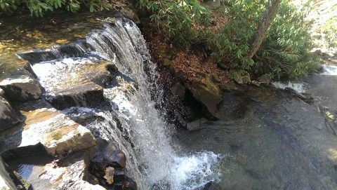 The Secret Waterfall Near Pittsburgh That Most People Don’t Know About