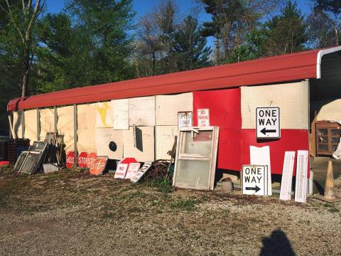 This Giant Outdoor Flea Market Has Been A Popular Indiana Weekend Attraction For Half A Century