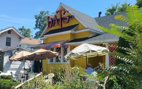 The Lovely Louisiana-Style Restaurant In Indiana That Serves Up Authentic Creole Food