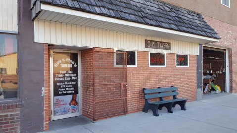 You Won't Find A Quirkier Or More Delicious BBQ Joint In All Of Kansas