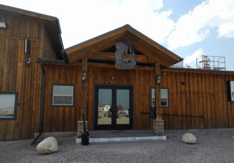 The Biggest, Juiciest Prime Rib In Wyoming Is Served At This Old School Steakhouse