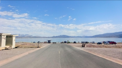 This One Beautiful Nevada Lake Has A Beach That Rivals The Coast