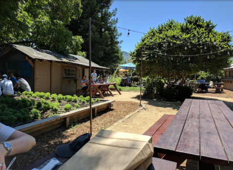 The Yummiest Fried Chicken In Northern California Is Served From This Simple Walk-Up Window