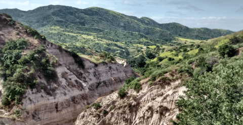 The Limestone Canyon Park In Southern California That Will Make You Think You're On Another Planet