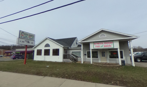 This Tiny Mexican Restaurant In Iowa Serves More Than A Dozen Types Of Tacos