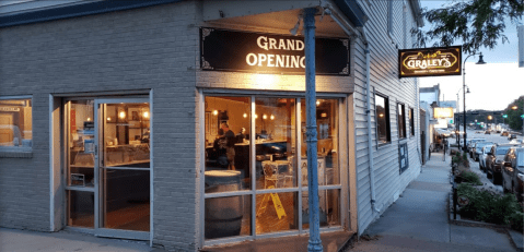 You Can Get A Historic Ice Cream Treat At This Old-Fashioned Creamery In Nebraska