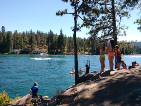 This Secluded Bay In Idaho Might Just Be Your New Favorite Swimming Spot