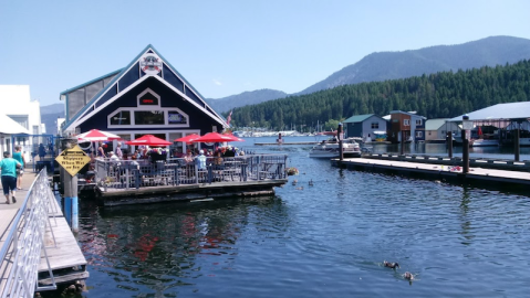 This Floating Restaurant In Idaho Is Such A Unique Place To Dine