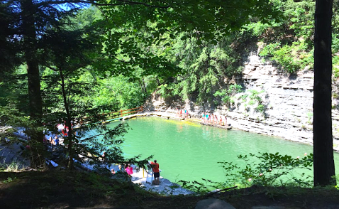 The Natural Swimming Hole Near Buffalo That Will Take You Back To The Good Ole Days