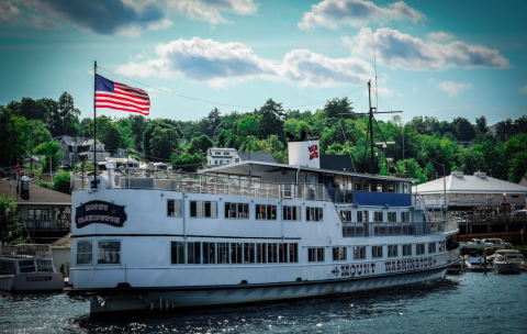 This Morning Mimosa Cruise In New Hampshire Is The Best Way To Start A Summer Day