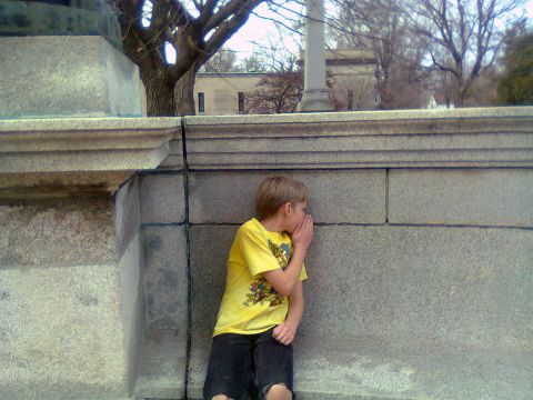 You Have To Experience Illinois' Bizarre Whispering Wall For Yourself To Believe It