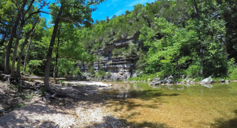 Arkansas' Most Refreshing Hike Will Lead You Straight To A Beautiful Swimming Hole