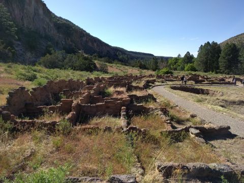 The Breathtaking Canyon Hike In New Mexico That Takes You To Sacred Ancient Homes