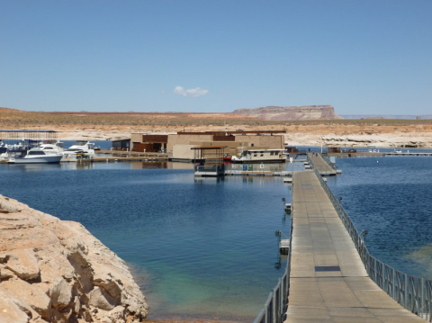 This Floating Restaurant In Arizona Is Such A Unique Place To Dine