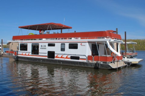 Spend The Night On The Water In This Wonderfully Cool Houseboat In Iowa