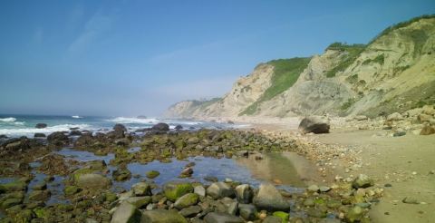 Rhode Island's Rockiest Beach Is Full To The Brim With Rugged Beauty