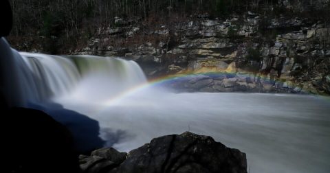 The One Magical Nighttime Hike In Kentucky Everyone Needs On Their Bucket List