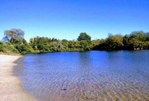 The Hidden Beach In Rhode Island With Clear Waters That Rival The Caribbean