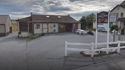 Visit This 45-Year-Old Roadside Stand For The Most Memorable Homemade Pies In Pennsylvania