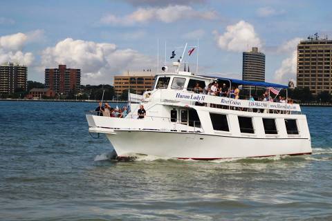 The Dinner Cruise Adventure Near Detroit Where Both The Views And The Food Are Spectacular